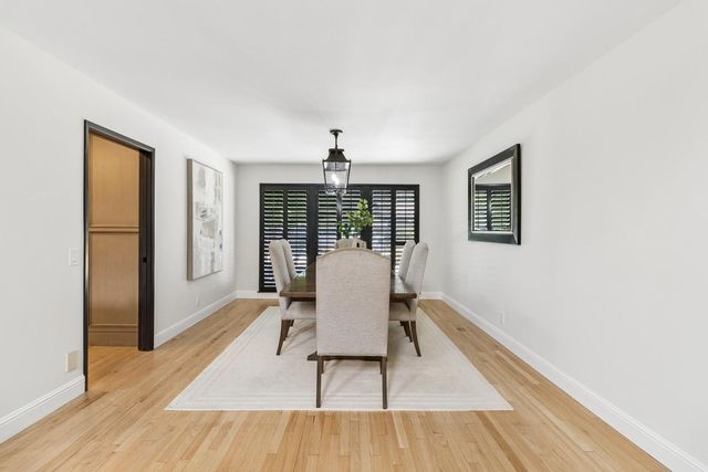 2800 Calle Vista Way, Sacramento, CA 95821