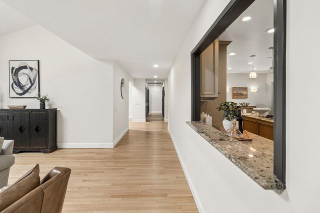 2800 Calle Vista Way, Sacramento, CA 95821