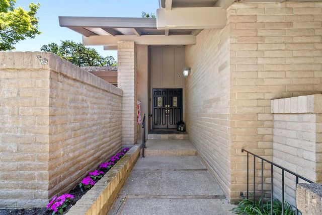 2800 Calle Vista Way, Sacramento, CA 95821