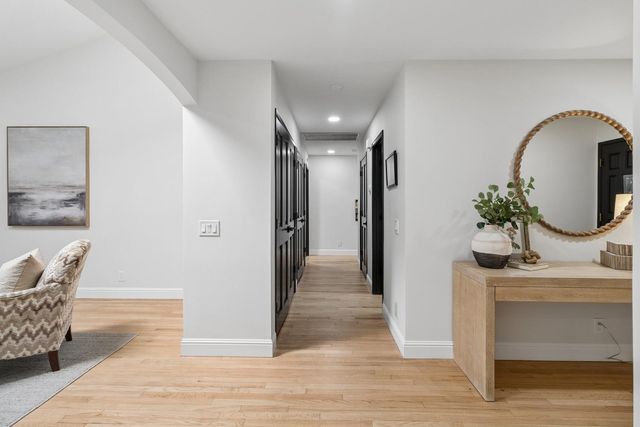2800 Calle Vista Way, Sacramento, CA 95821