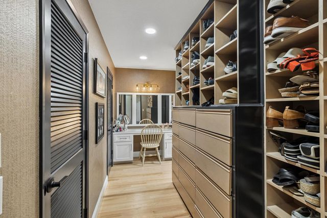 2800 Calle Vista Way, Sacramento, CA 95821