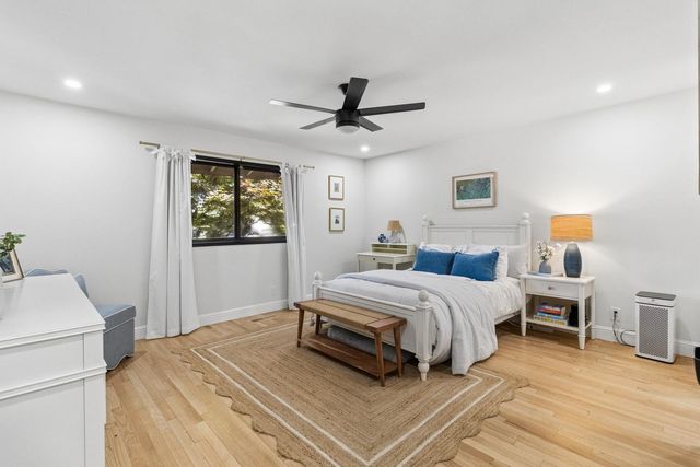 2800 Calle Vista Way, Sacramento, CA 95821