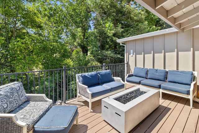 2800 Calle Vista Way, Sacramento, CA 95821