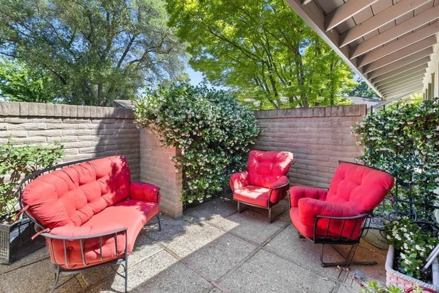 2800 Calle Vista Way, Sacramento, CA 95821