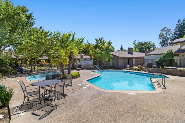 2800 Calle Vista Way, Sacramento, CA 95821