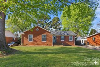 6814 Starcrest Drive, Charlotte, NC 28210