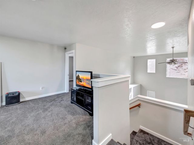 3676 S Ascaino Ave, Meridian, ID 83642