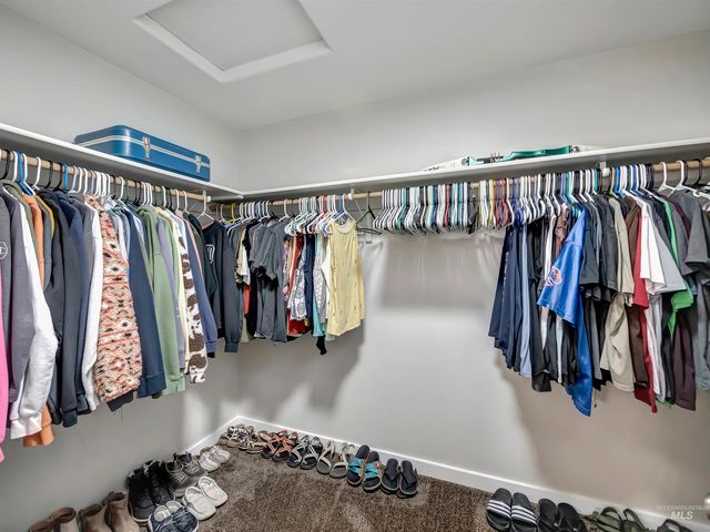 3676 S Ascaino Ave, Meridian, ID 83642