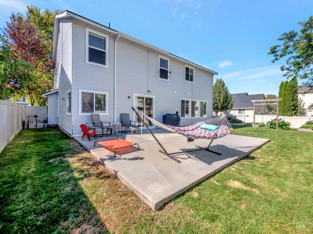 3676 S Ascaino Ave, Meridian, ID 83642