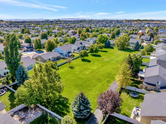 3676 S Ascaino Ave, Meridian, ID 83642