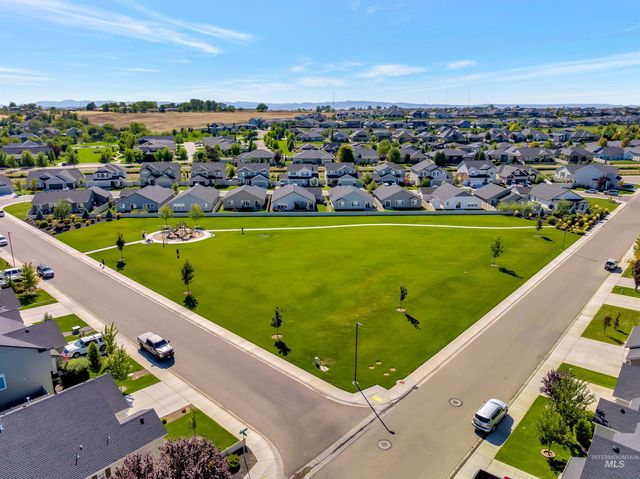 3676 S Ascaino Ave, Meridian, ID 83642