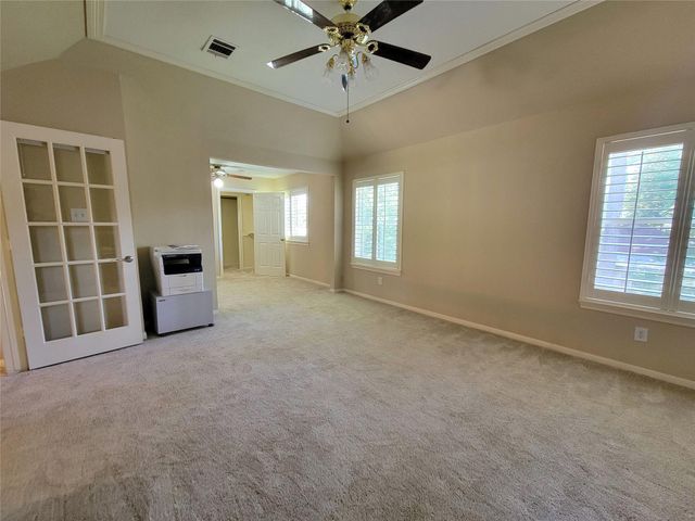 549 Stephen F Austin Drive, Conroe, TX 77302
