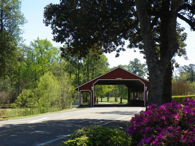 549 Stephen F Austin Drive, Conroe, TX 77302