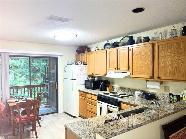 412 Liberty Place, Archdale, NC 27263