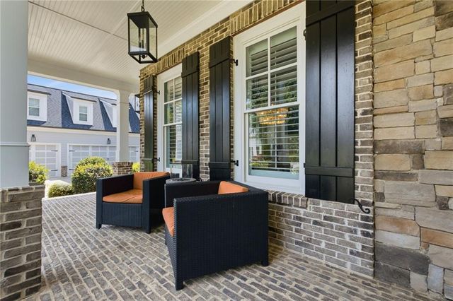 5451 Autumn Flame Drive, Braselton, GA 30517