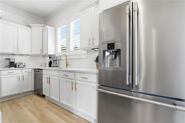 5451 Autumn Flame Drive, Braselton, GA 30517