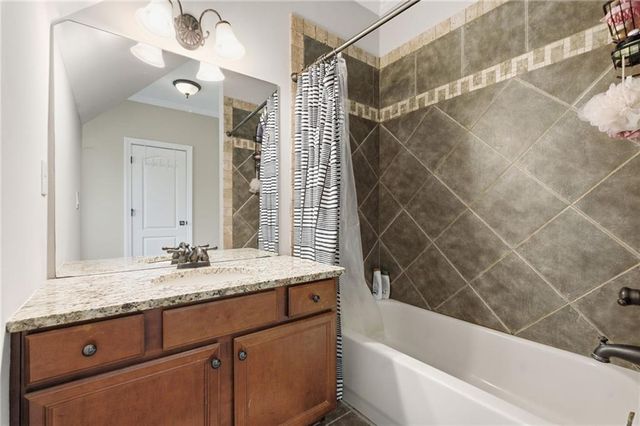 5451 Autumn Flame Drive, Braselton, GA 30517