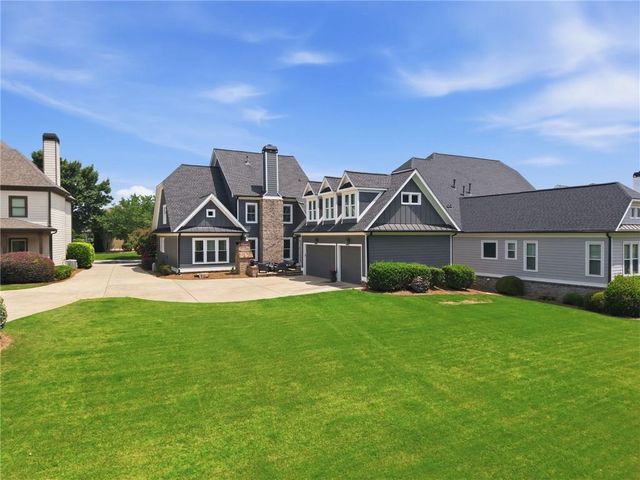 5451 Autumn Flame Drive, Braselton, GA 30517
