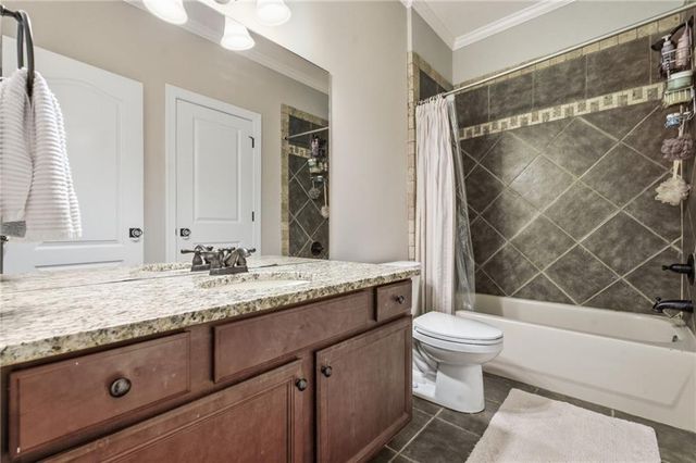 5451 Autumn Flame Drive, Braselton, GA 30517