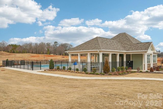 4556 Harris Elliot Road, Lincolnton, NC 28092