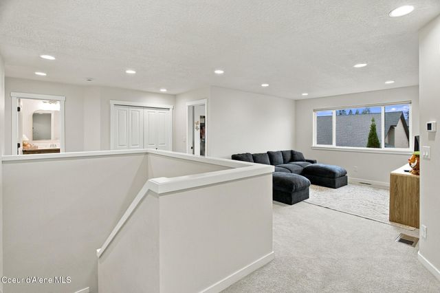 2035 W Moselle Dr, Coeur D'alene, ID 83815