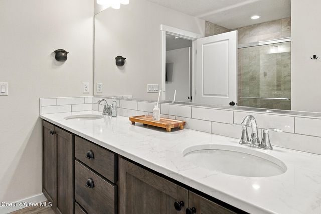 2035 W Moselle Dr, Coeur D'alene, ID 83815