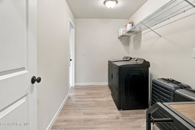 2035 W Moselle Dr, Coeur D'alene, ID 83815