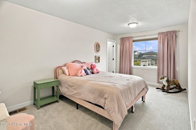 2035 W Moselle Dr, Coeur D'alene, ID 83815