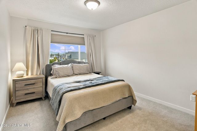 2035 W Moselle Dr, Coeur D'alene, ID 83815