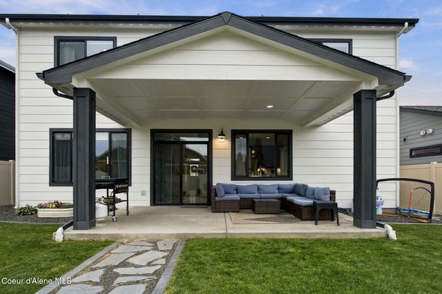 2035 W Moselle Dr, Coeur D'alene, ID 83815