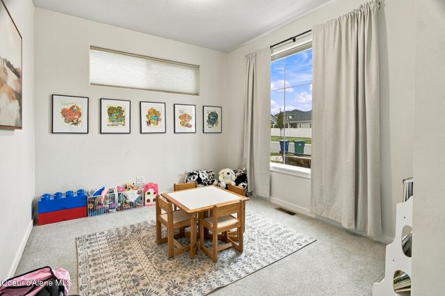 2035 W Moselle Dr, Coeur D'alene, ID 83815