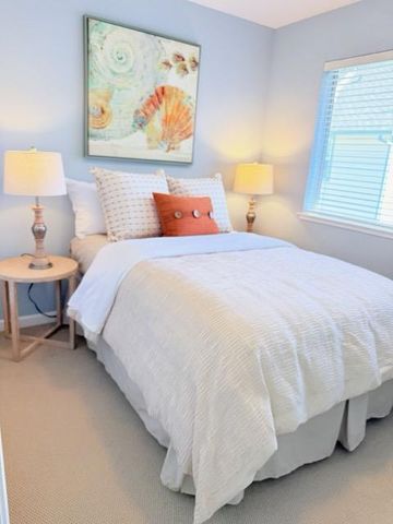1720 Ocean Street, Santa Cruz, CA 95060