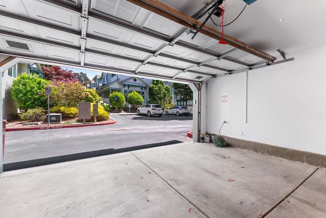 1720 Ocean Street, Santa Cruz, CA 95060