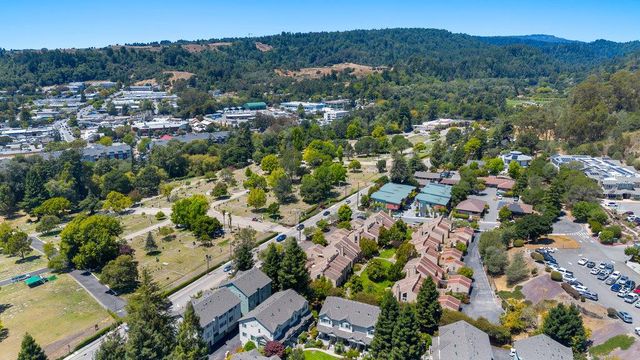 1720 Ocean Street, Santa Cruz, CA 95060