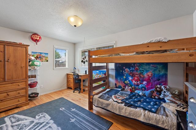 6815 N Fleming St, Spokane, WA 99208