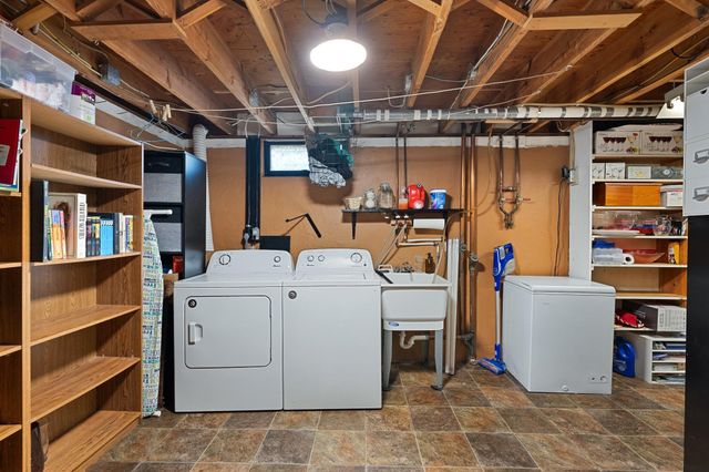 6815 N Fleming St, Spokane, WA 99208