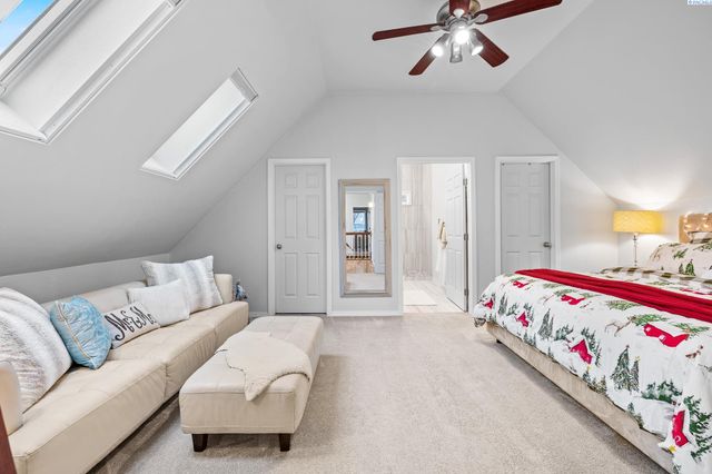 6102 W 20th Avenue, Kennewick, WA 99337