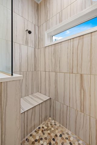 6102 W 20th Avenue, Kennewick, WA 99337