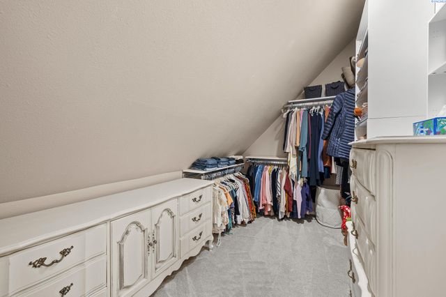 6102 W 20th Avenue, Kennewick, WA 99337