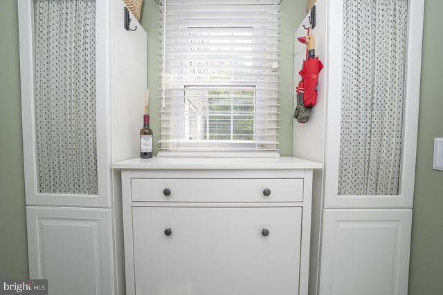 5 WATERVILLE RD, Wallingford, PA 19086