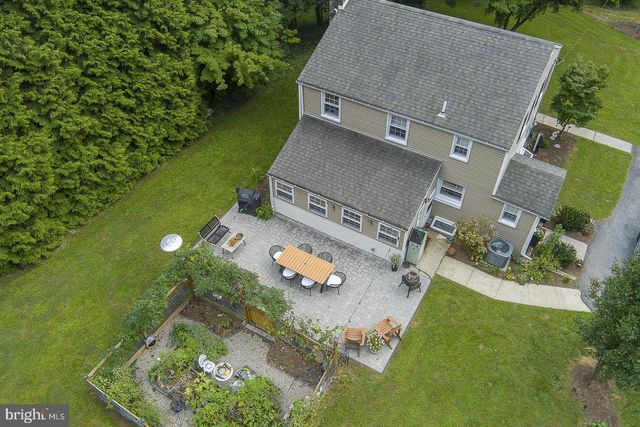 5 WATERVILLE RD, Wallingford, PA 19086