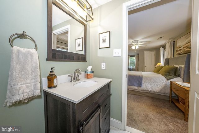 5 WATERVILLE RD, Wallingford, PA 19086