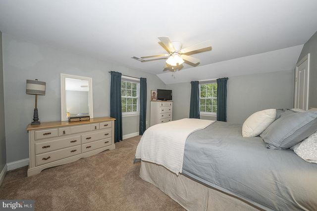 5 WATERVILLE RD, Wallingford, PA 19086