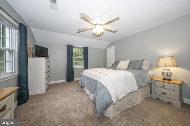 5 WATERVILLE RD, Wallingford, PA 19086