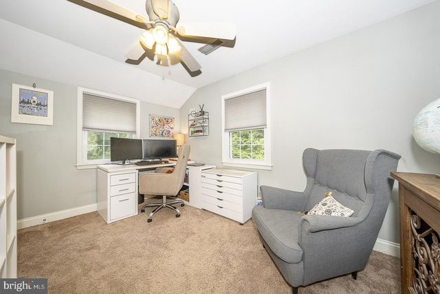 5 WATERVILLE RD, Wallingford, PA 19086