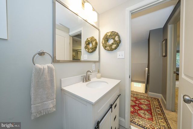 5 WATERVILLE RD, Wallingford, PA 19086