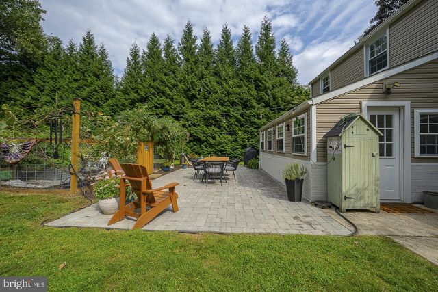 5 WATERVILLE RD, Wallingford, PA 19086