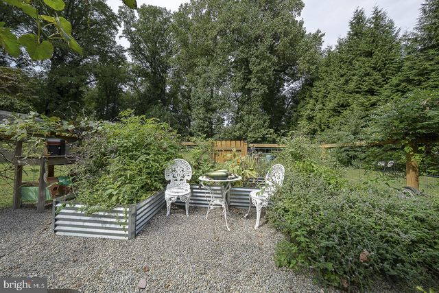 5 WATERVILLE RD, Wallingford, PA 19086