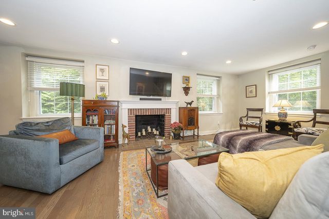 5 WATERVILLE RD, Wallingford, PA 19086