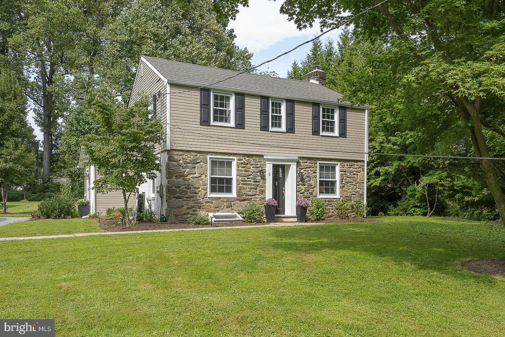 5 WATERVILLE RD, Wallingford, PA 19086
